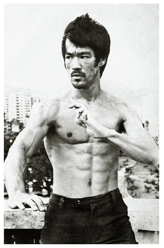 Брюс Ли (Bruce Lee)